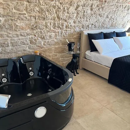 Masseria Finigrini Luxury Bed and Breakfast *
